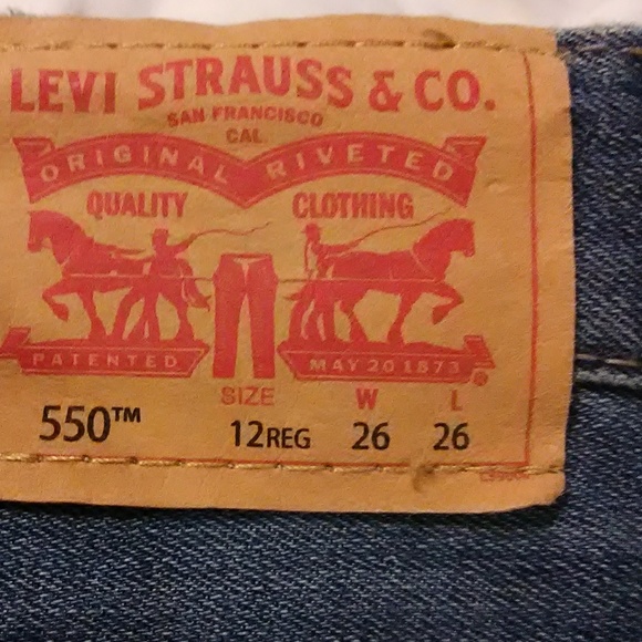 Levi's 550 Relaxed Jeans - Picture 3 of 5